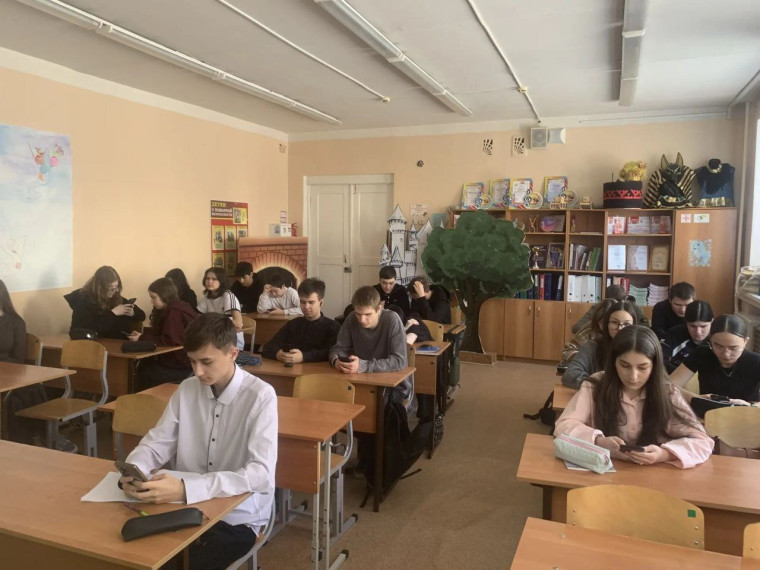 «Два подвига: Ленинград и Сталинград».